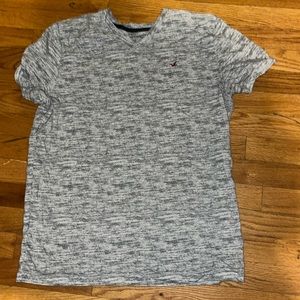 Men’s Hollister T-shirt
